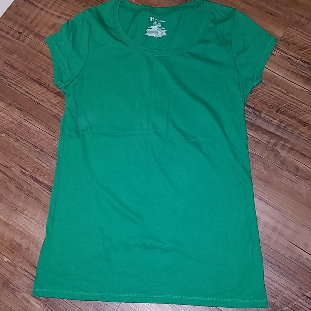 NWOT green tee